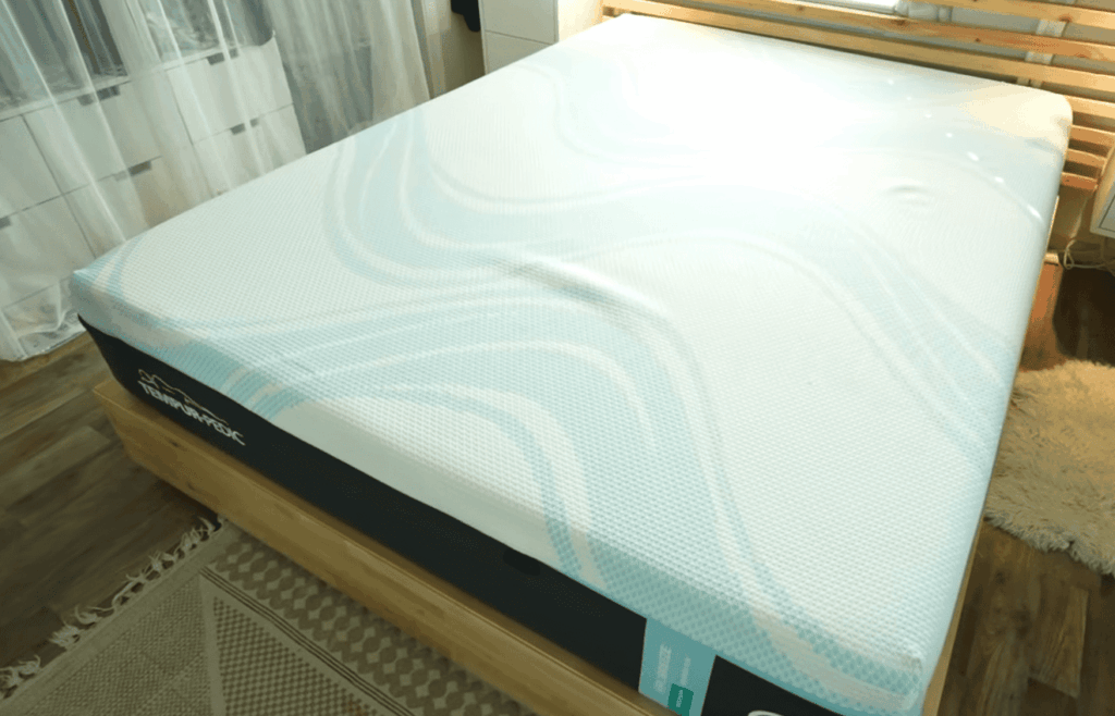 what kind of bed frame for tempur-pedic